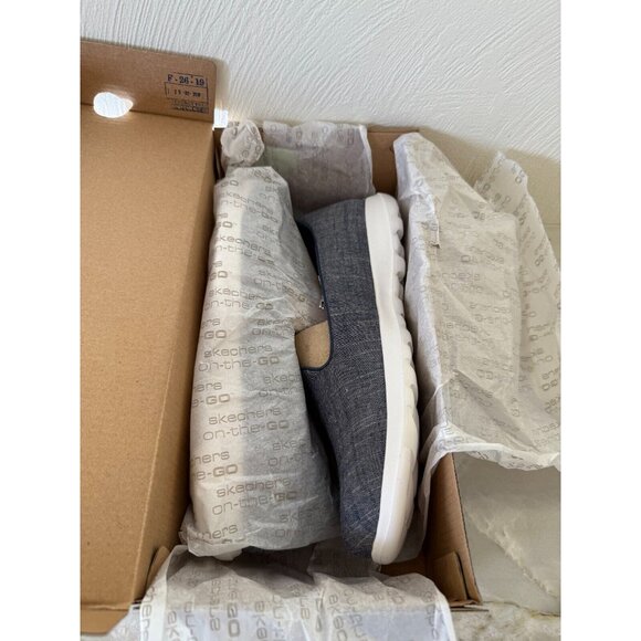 Skechers Womens Go Walk Lite Amore Navy Slip On Shoes Sze 11 Comfort Mesh - Picture 7 of 7